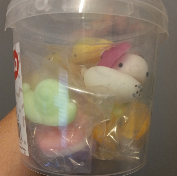 Free with any purchase/Mini squishys - Picture 3 of 6